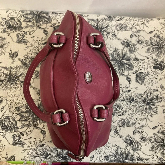 COACH Medium Satchel Leather Plum Colour Handbag Phone Pocket Zipper Closure - Picture 6 of 11